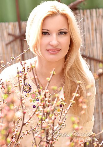 Beautiful Ukraine woman Tatyana from Kharkov, 52 yo, hair color Blond